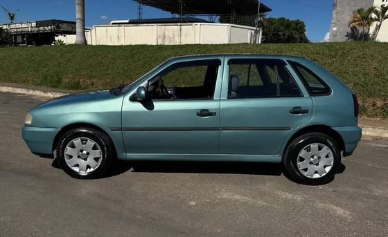 VOLKSWAGEN GOL 1.6 MI 8V GASOLINA 4P MANUAL